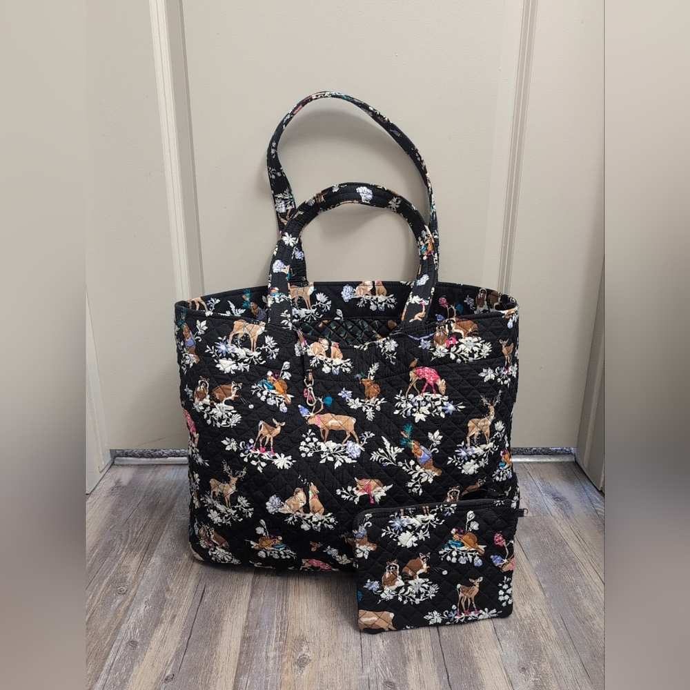 Vera Bradley Grand Tote + Wristlet Merry Mischief Christmas Deer Large Woodland